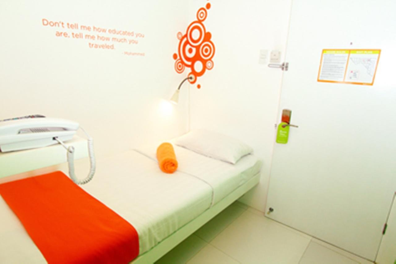 Islands Stay Hotels - Uptown Cebu Zewnętrze zdjęcie
